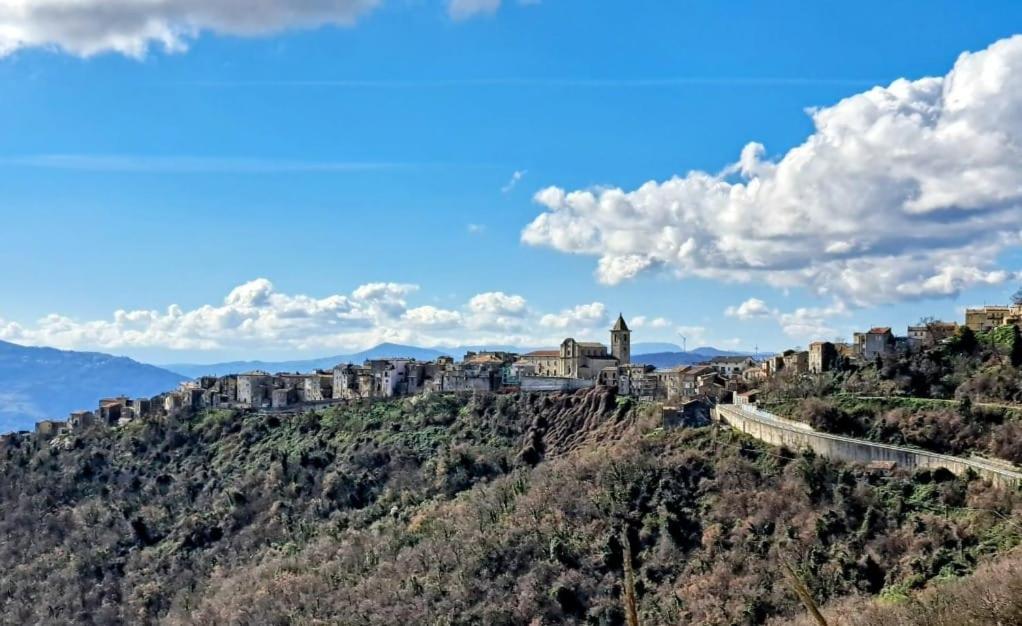Casa Nel Borgo Di Tufillo Villa Exteriör bild